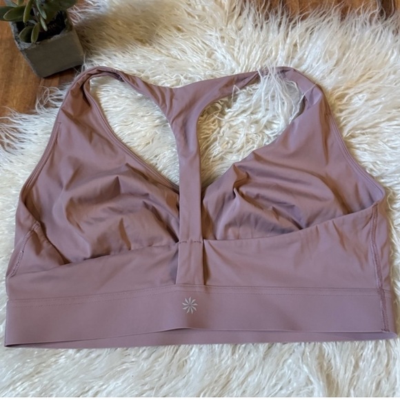 38D/DD Athleta Yin Bra in Mauve Pink with a T-Back. Runs small. EUC. No pads - Picture 4 of 7